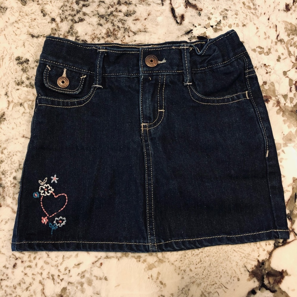 OshKosh B’gosh Skirt with shorts 5